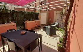 MAISON 100 M2, Terrasse 25 m2, Clim, 3 chbs avec tv, parking