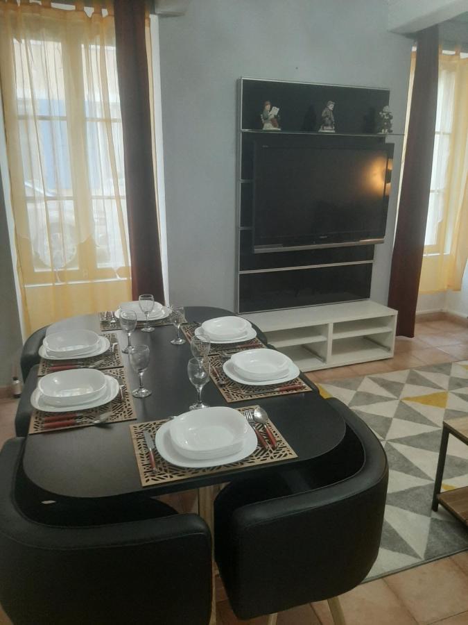 MAISON 100 M2, Terrasse 25 m2, Clim, 3 chbs avec tv, parking Pierrelatte Extérieur photo