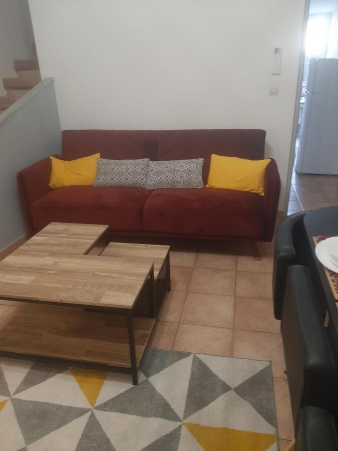 MAISON 100 M2, Terrasse 25 m2, Clim, 3 chbs avec tv, parking Pierrelatte Extérieur photo