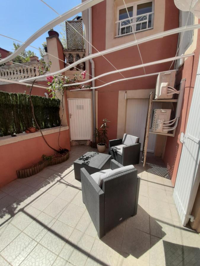 MAISON 100 M2, Terrasse 25 m2, Clim, 3 chbs avec tv, parking Pierrelatte Extérieur photo