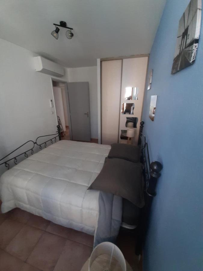 MAISON 100 M2, Terrasse 25 m2, Clim, 3 chbs avec tv, parking Pierrelatte Extérieur photo