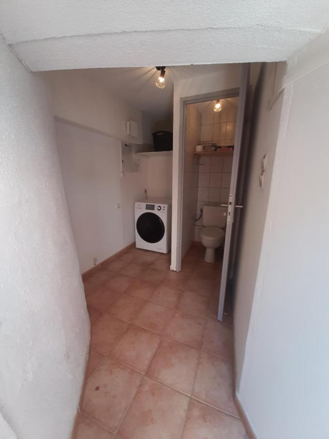 MAISON 100 M2, Terrasse 25 m2, Clim, 3 chbs avec tv, parking Pierrelatte Extérieur photo