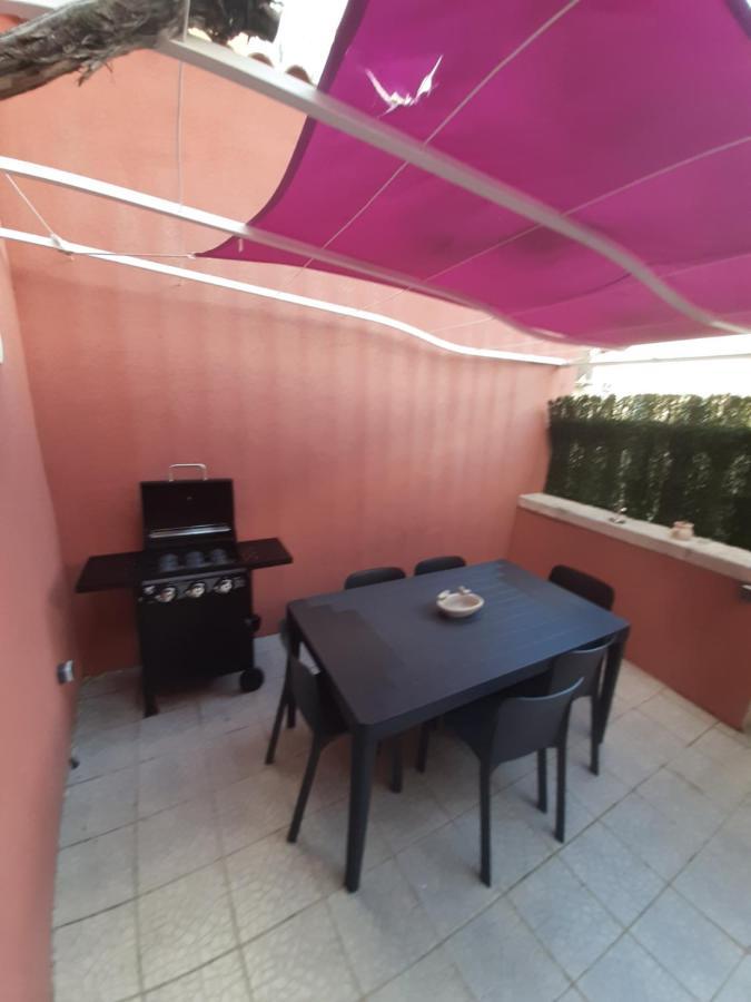 MAISON 100 M2, Terrasse 25 m2, Clim, 3 chbs avec tv, parking Pierrelatte Extérieur photo